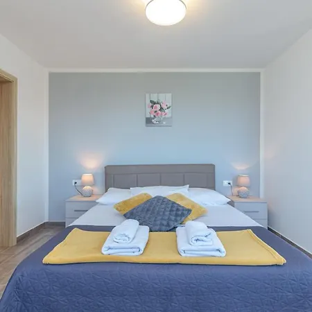 Terlevic Villa *